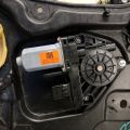 68227255AA | Стеклоподъемник передн. лев. JEEP CHEROKEE 14- - Превью 2