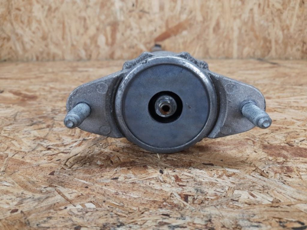 56200-5DB0A | Амортизатор задн. INFINITI QX30 16-20 - Фото 3