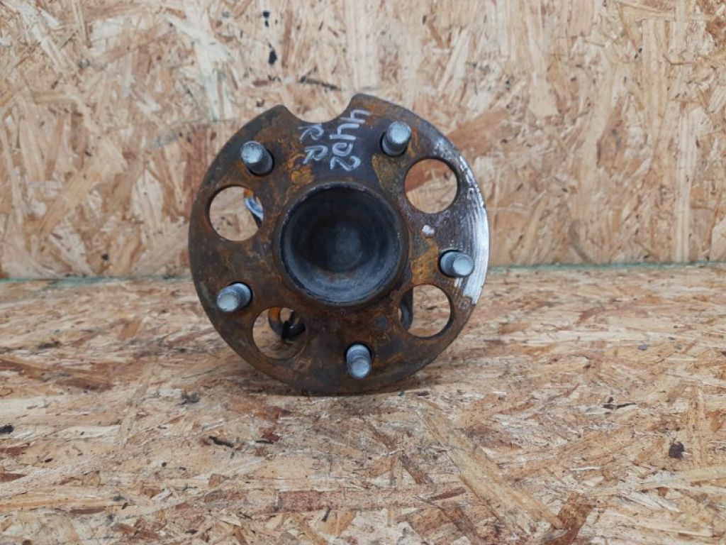 42450-08030 | Маточина колеса задн. TOYOTA SIENNA 11-16