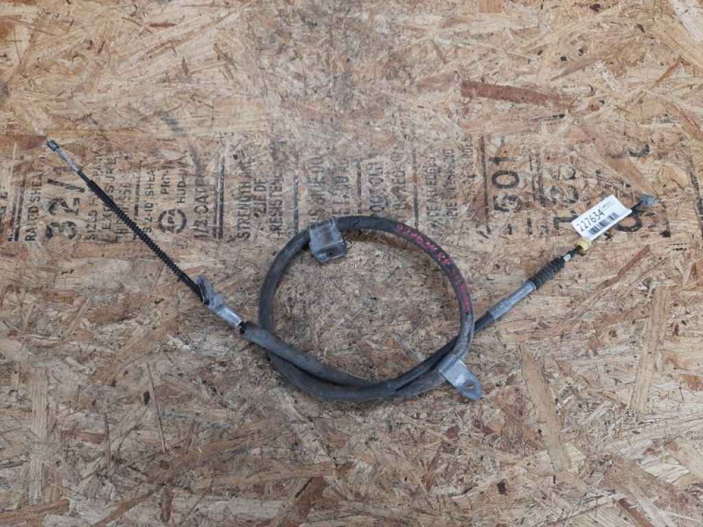 46420-08040 | Трос стояночного тормоза прав. TOYOTA SIENNA 11-16