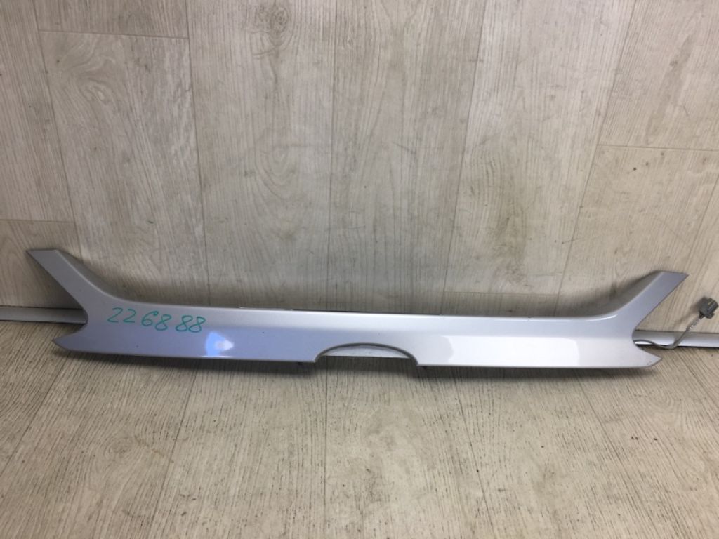 DS7Z-5443400-BA | Панель подсветки номера задн. FORD FUSION 14-