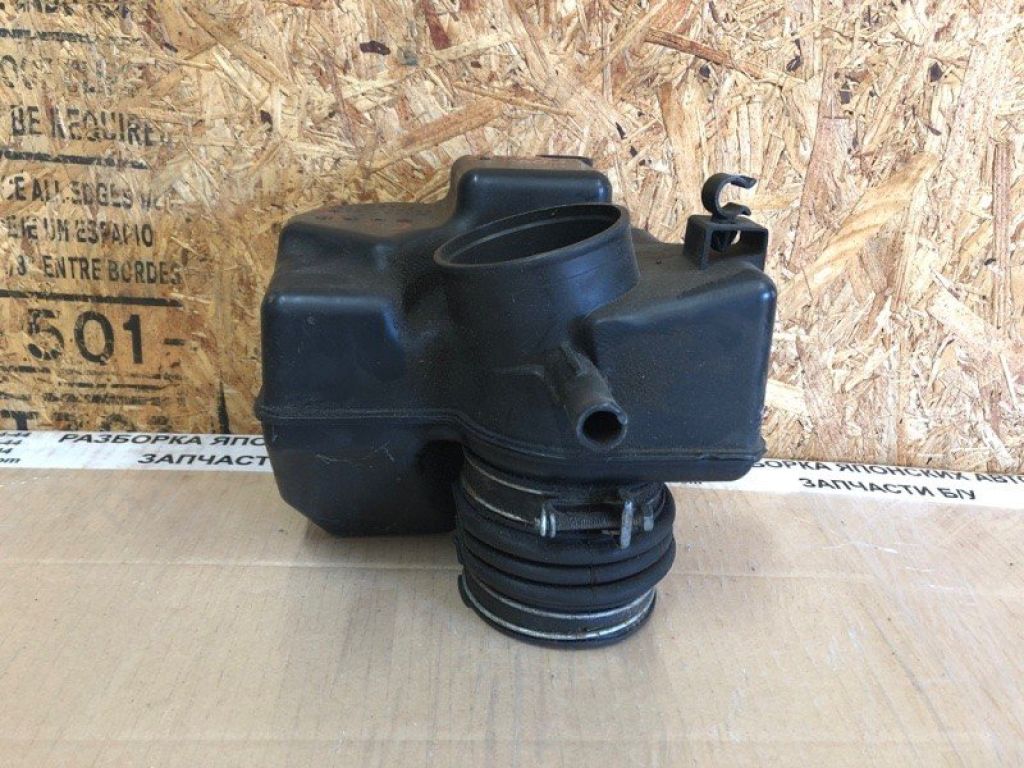 17893-0A080 | Резонатор повітряного фільтра TOYOTA CAMRY 30 02-06