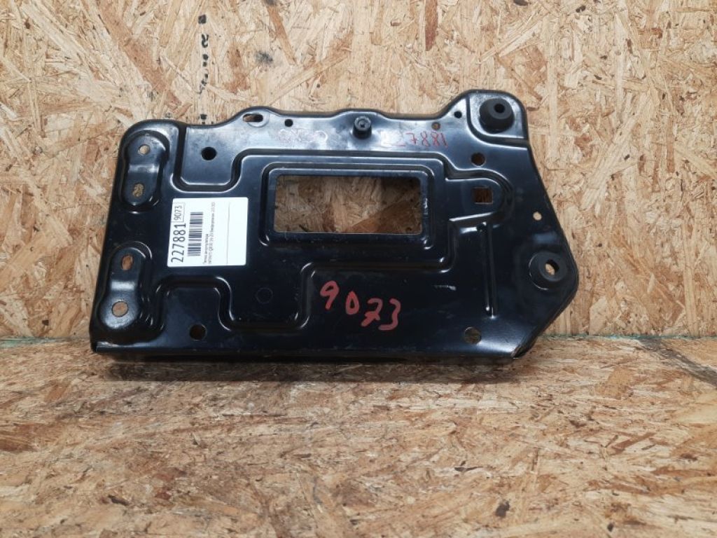 64860-5DA0A | Полиця акумулятора INFINITI QX30 16-20