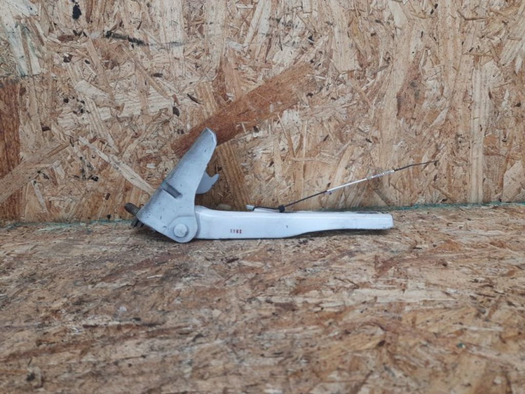 5905A027 | Петля капоту лів. MITSUBISHI GALANT 03-12