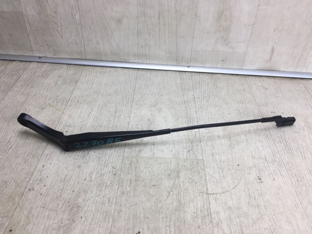 17B 955 410 | Поводок стеклоочистителя передний прав. VOLKSWAGEN JETTA USA 18-