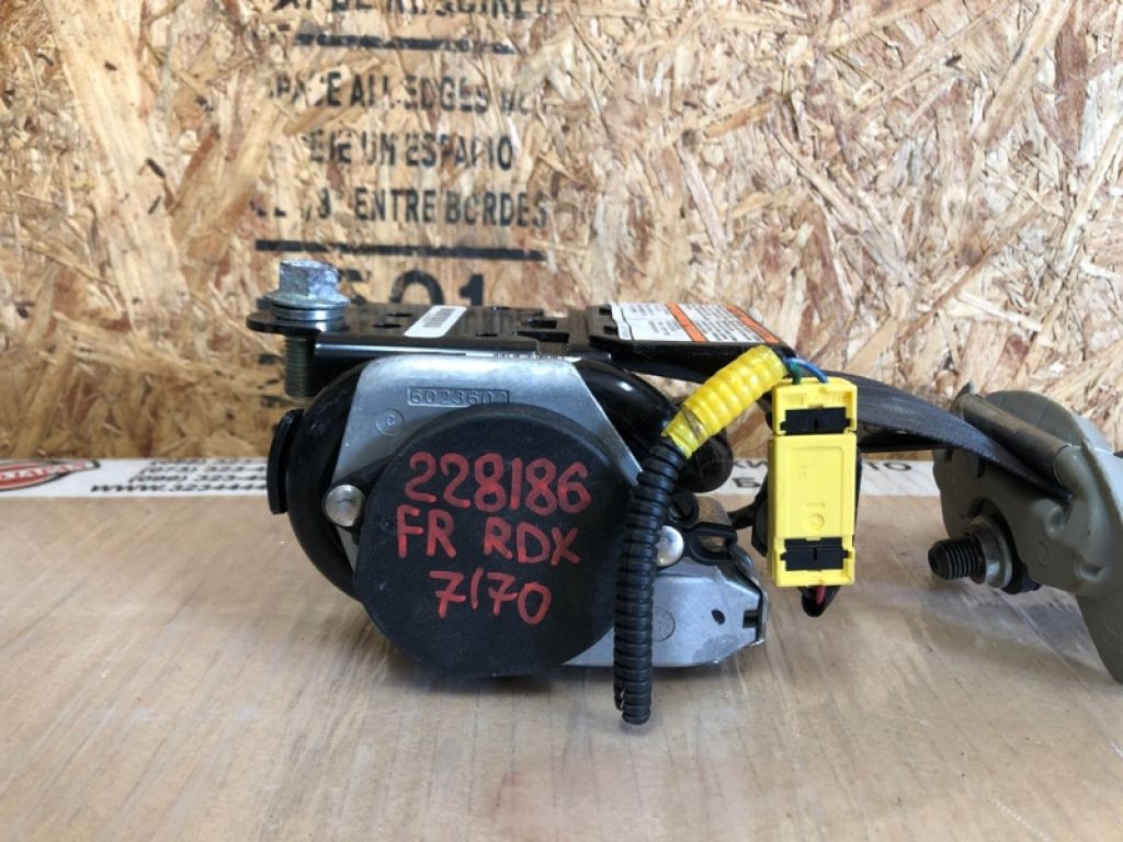 04814-STK-A03ZA | Ремень безопасности передн. прав. ACURA RDX 06-12 - Фото 2