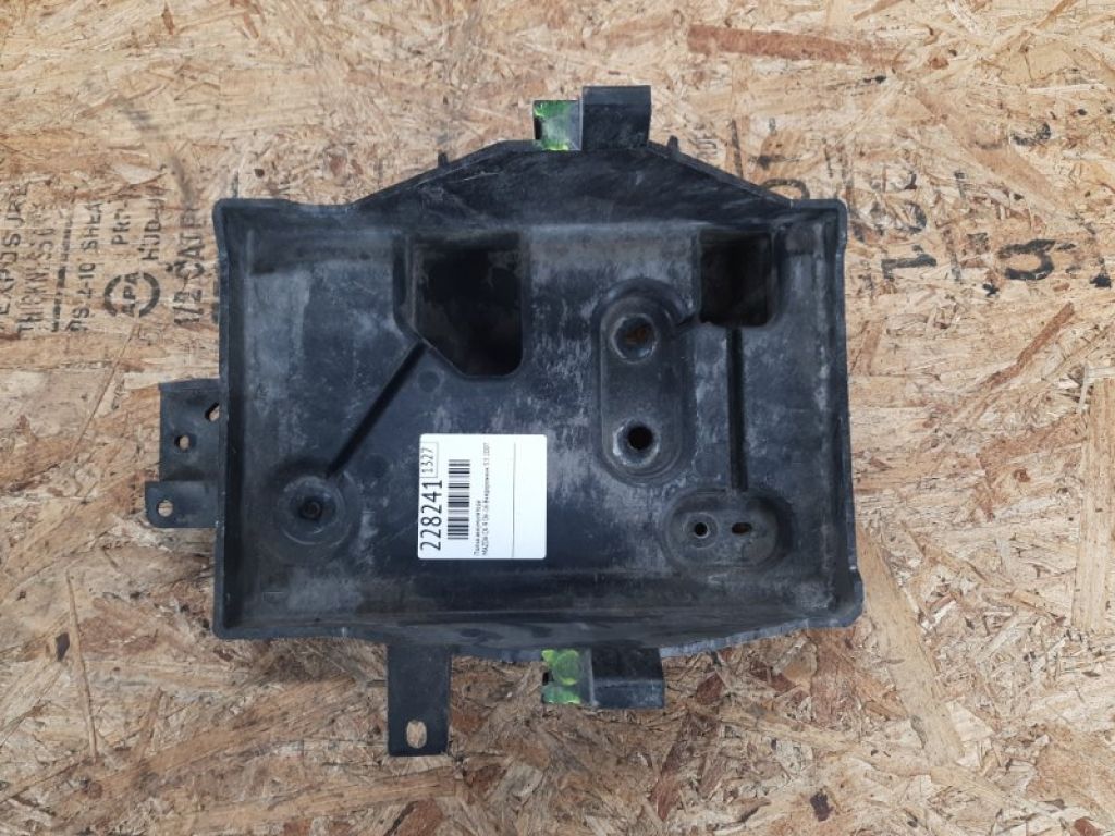 L206-56-041E | Полиця акумулятора MAZDA CX-9 06-16
