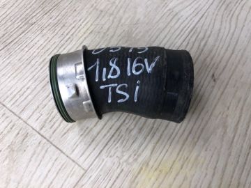 Патрубок интеркулера VOLKSWAGEN JETTA USA 10-17
