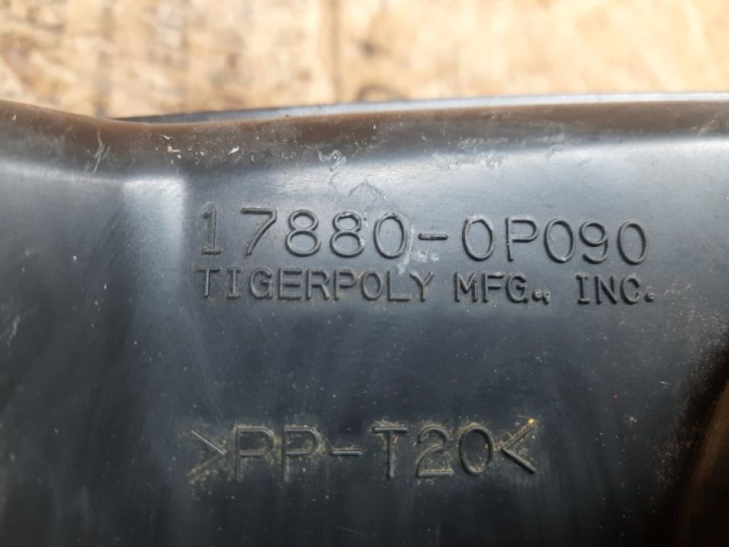 17881-0P070 | Резонатор воздушного фильтра TOYOTA VENZA 09-16 - Фото 5