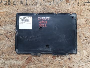 Полка аккумулятора TOYOTA VENZA 09-16