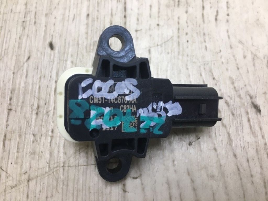 CP9Z-14B345-A | Датчик удара FORD FOCUS 10-18 - Фото 2