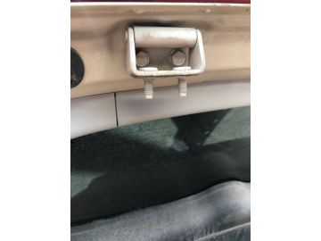 Петля кришки багажника прав. HYUNDAI SANTA FE (CM) 05-12
