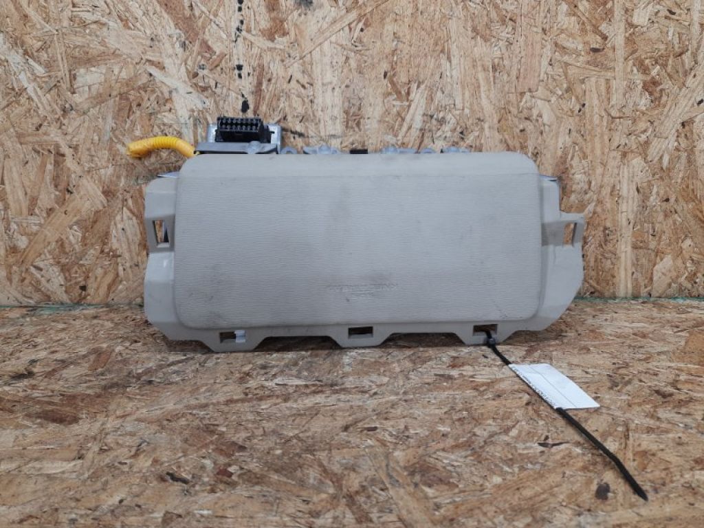 73900-0T010-A0 | Подушка безопасности в колени лев. TOYOTA VENZA 09-16