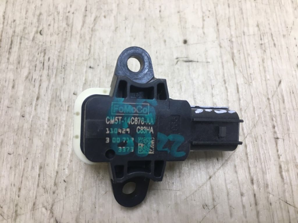 CP9Z-14B345-A | Датчик удара FORD FOCUS 10-18 - Фото 2