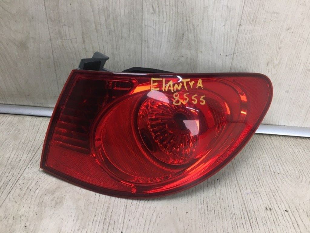 92402-2H050 | Фонарь наружный прав. HYUNDAI ELANTRA HD 06-11