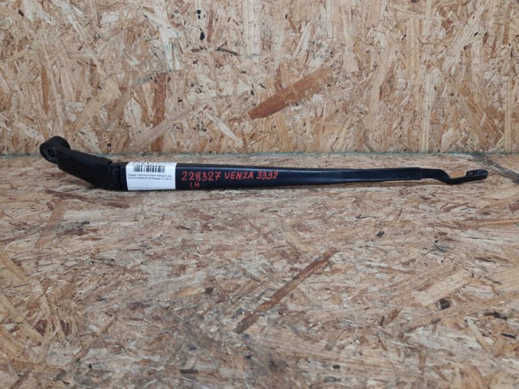 85221-0T010 | Повідець склоочисника передній лів. TOYOTA VENZA 09-16