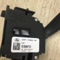 F1FZ-17A553-A | Підрульовий перемикач прав. FORD FOCUS 10-18 - Прев'ю 4