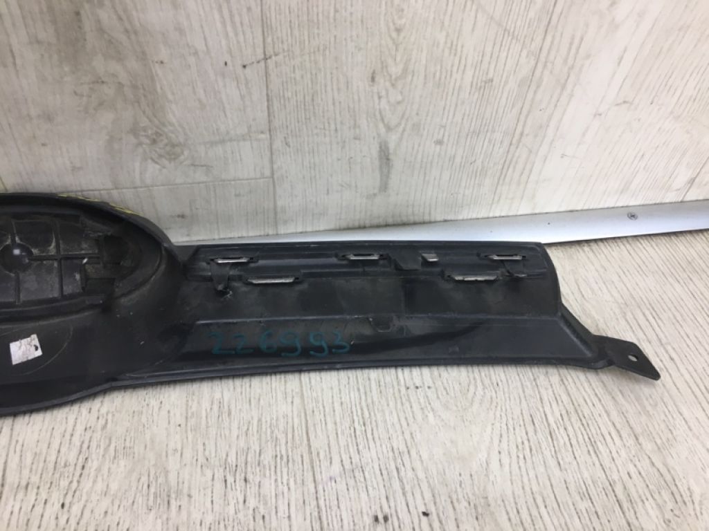 BM5Z-8200-A | Решітка радіатора FORD FOCUS 10-18 - Фото 8