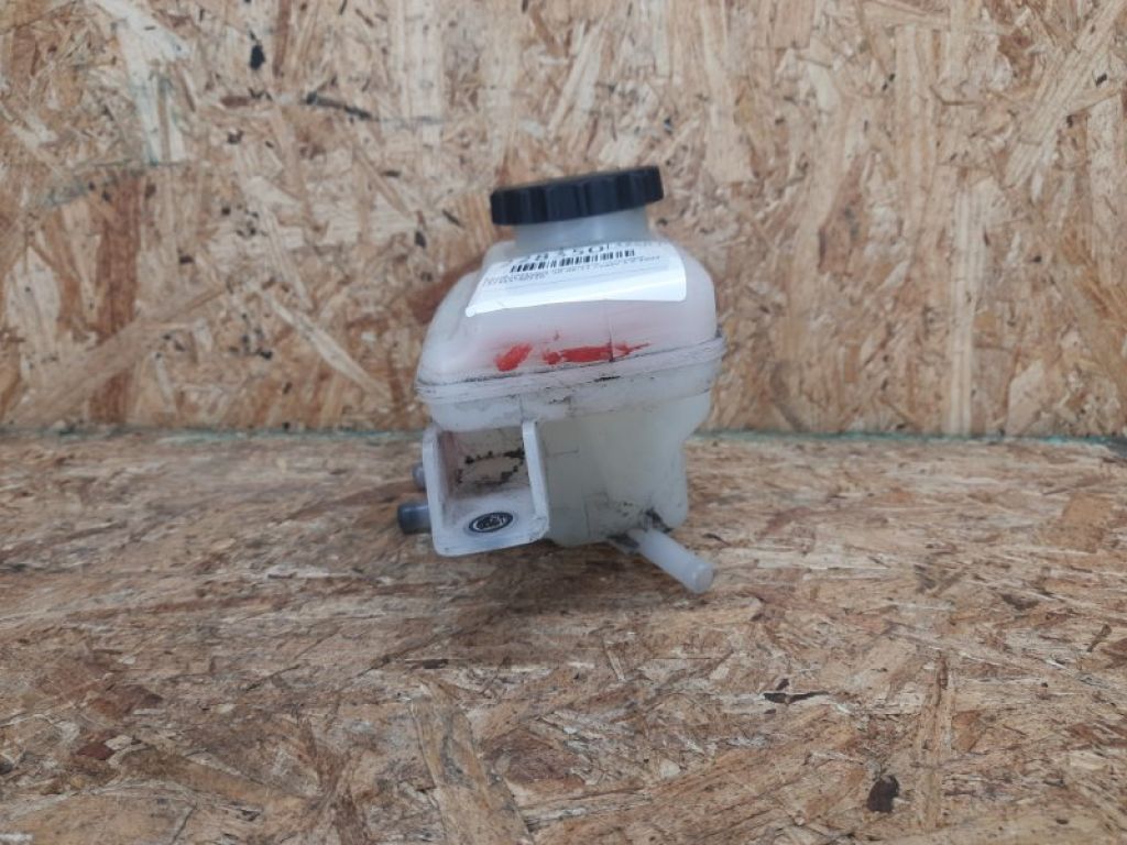 47220-33100 | Бачок главного тормозного цилиндра TOYOTA CAMRY 40 06-11 - Фото 4