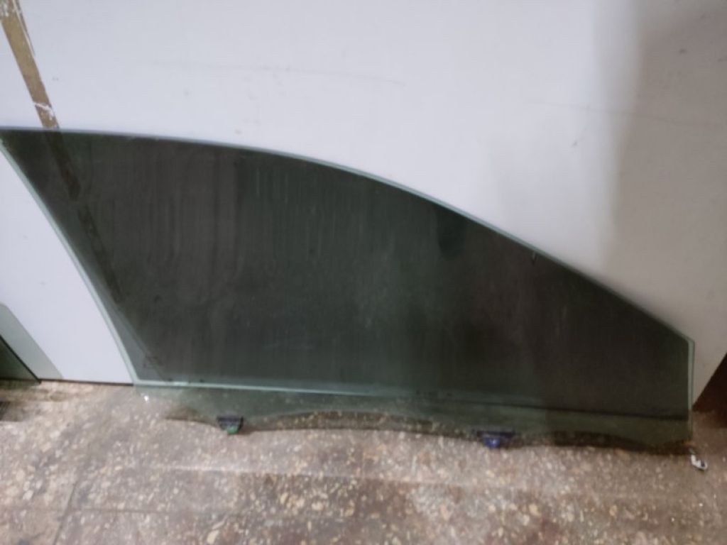 68102-06300 | Скло дверей передн. лів. TOYOTA CAMRY 55 14-17 - Фото 3