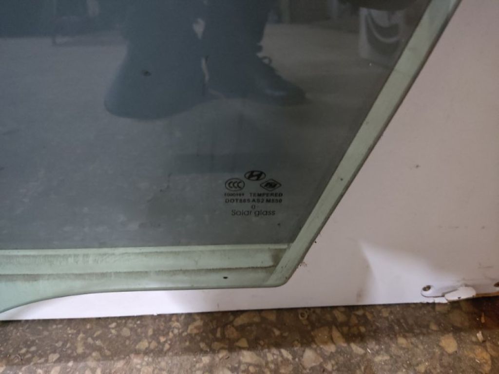 82411-3S010 | Стекло двери передн. лев. HYUNDAI SONATA YF 10-14 - Фото 2