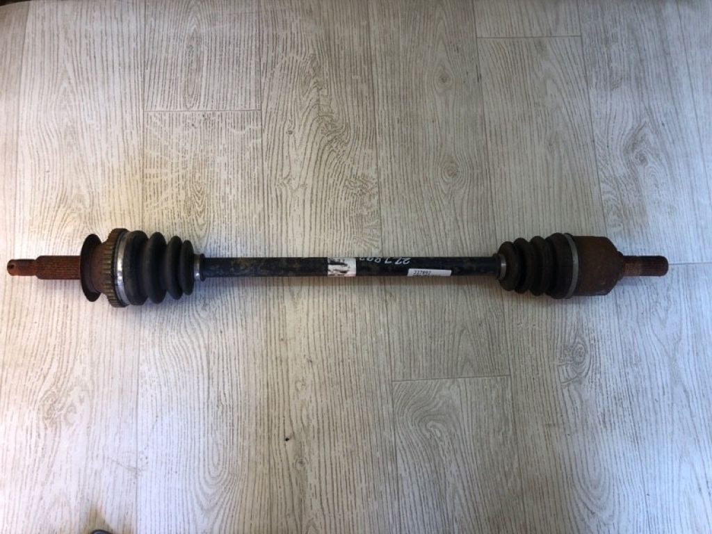 49600-2B010 | Привод задний лев. HYUNDAI SANTA FE (CM) 05-12