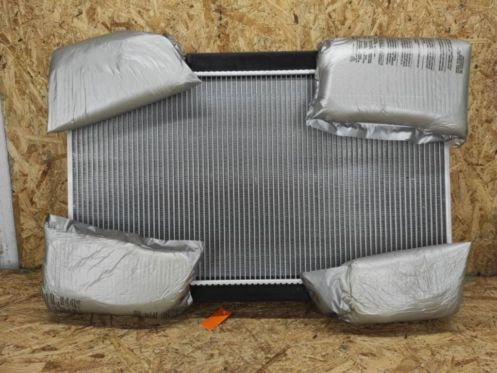 16400-0H210 | Радиатор основной TOYOTA CAMRY 40 06-11