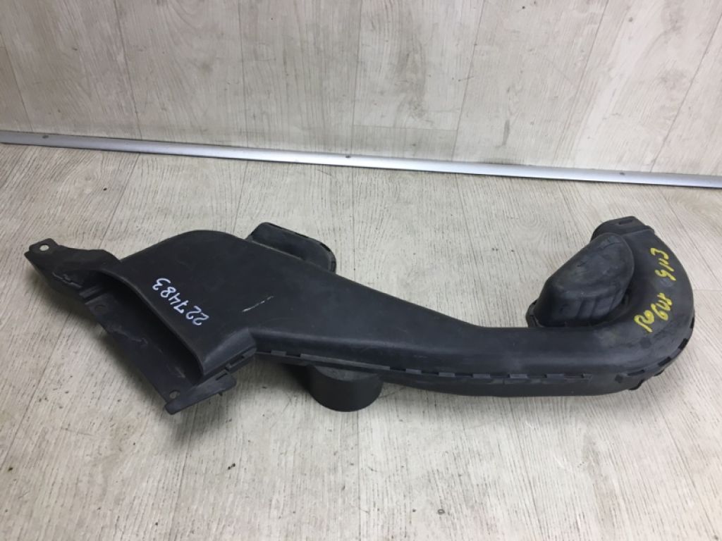 16554-JM01A | Воздухозаборник NISSAN ROGUE 08-15