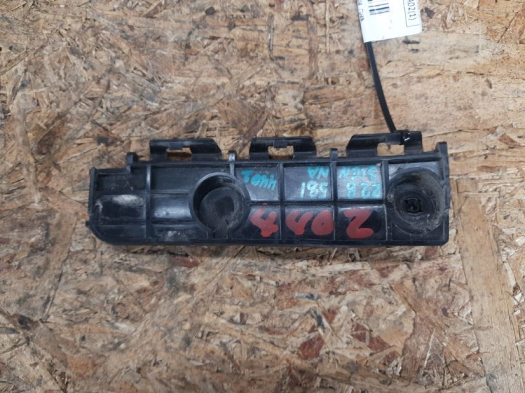 52157-08010 | Кронштейн заднего бампера прав. TOYOTA SIENNA 11-16
