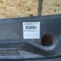 TD11-50-7N0E | Пластик під лобове скло / Жабо MAZDA CX-9 06-16 - Прев'ю 2