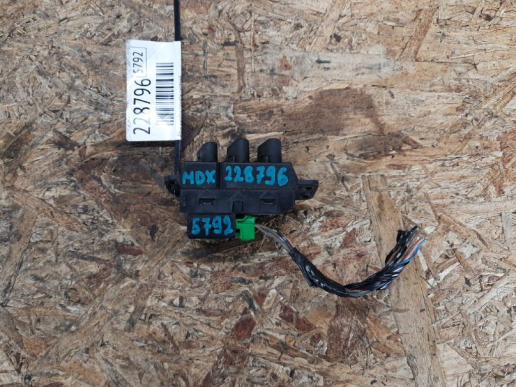 35961-STX-A01ZA | Блок кнопок памяти сидений передн. лев. ACURA MDX (YD2) 06-13