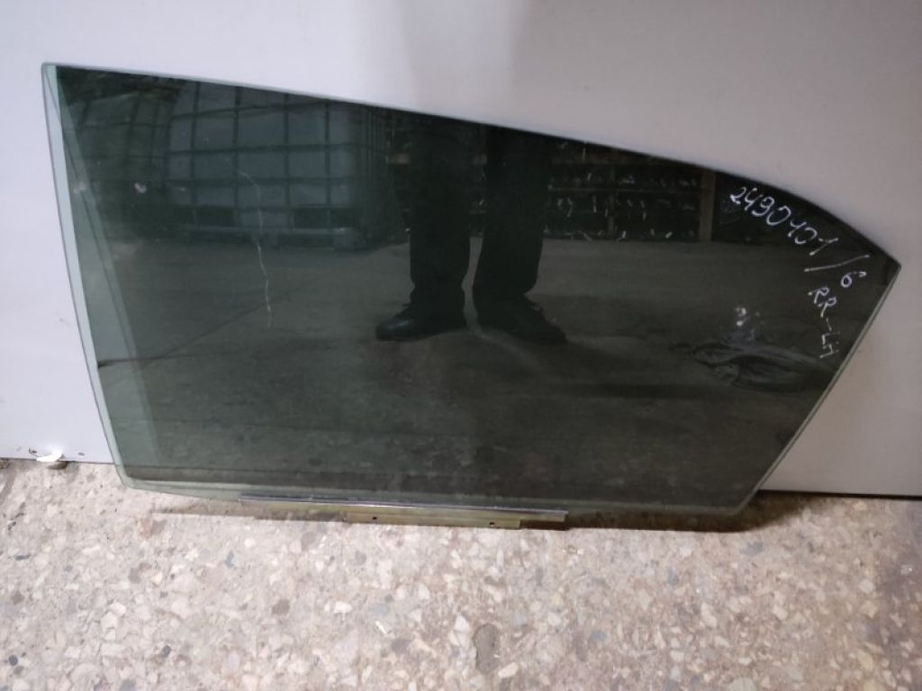 68104-06090 | Стекло двери задн. лев. TOYOTA CAMRY 40 06-11