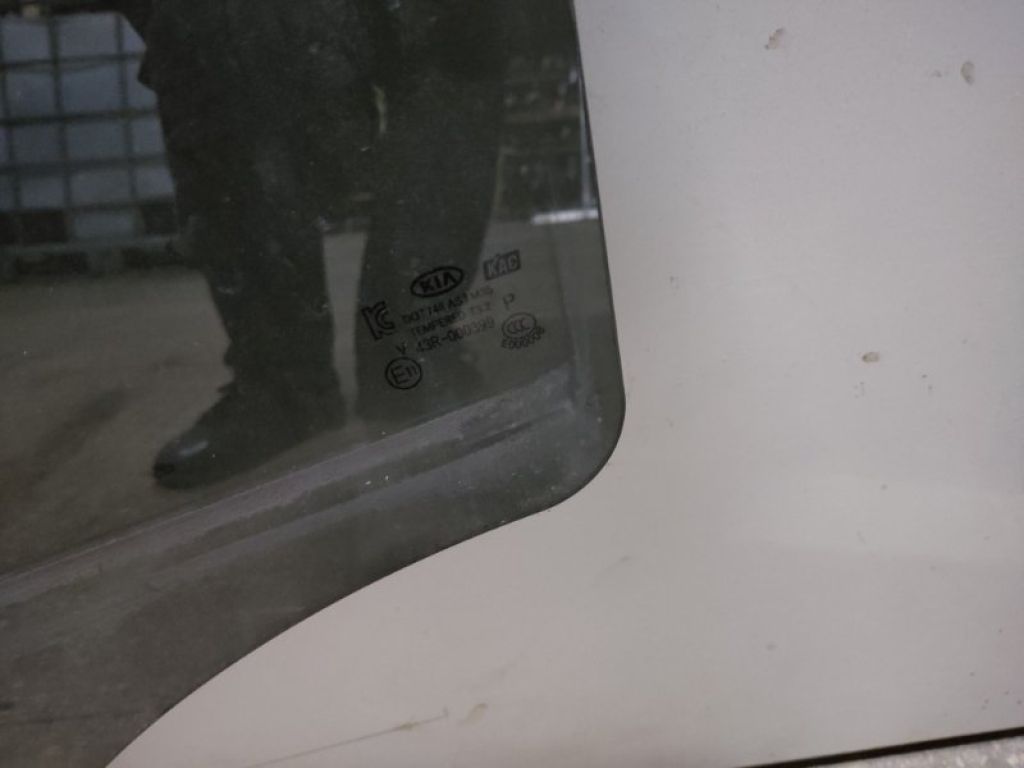 83410-B2000 | Стекло двери задн. лев. KIA SOUL PS 13-19 - Фото 2