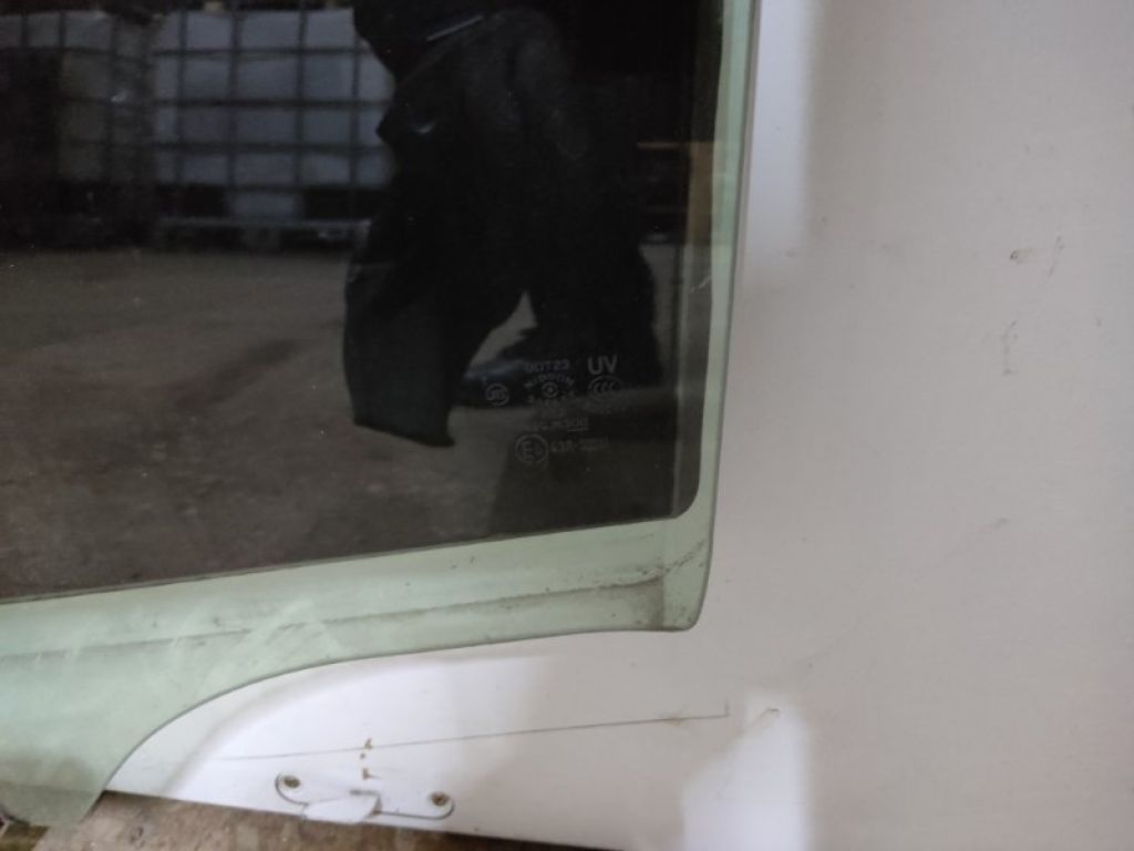 82301-JK000 | Скло дверей задн. лів. INFINITI G25/G35/G37/Q40 06-14 - Фото 2