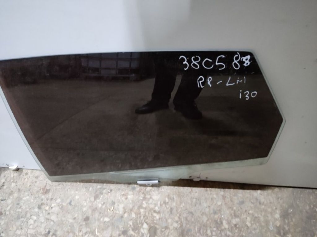 Скло дверей задн. лів. HYUNDAI I30 FD 07-12