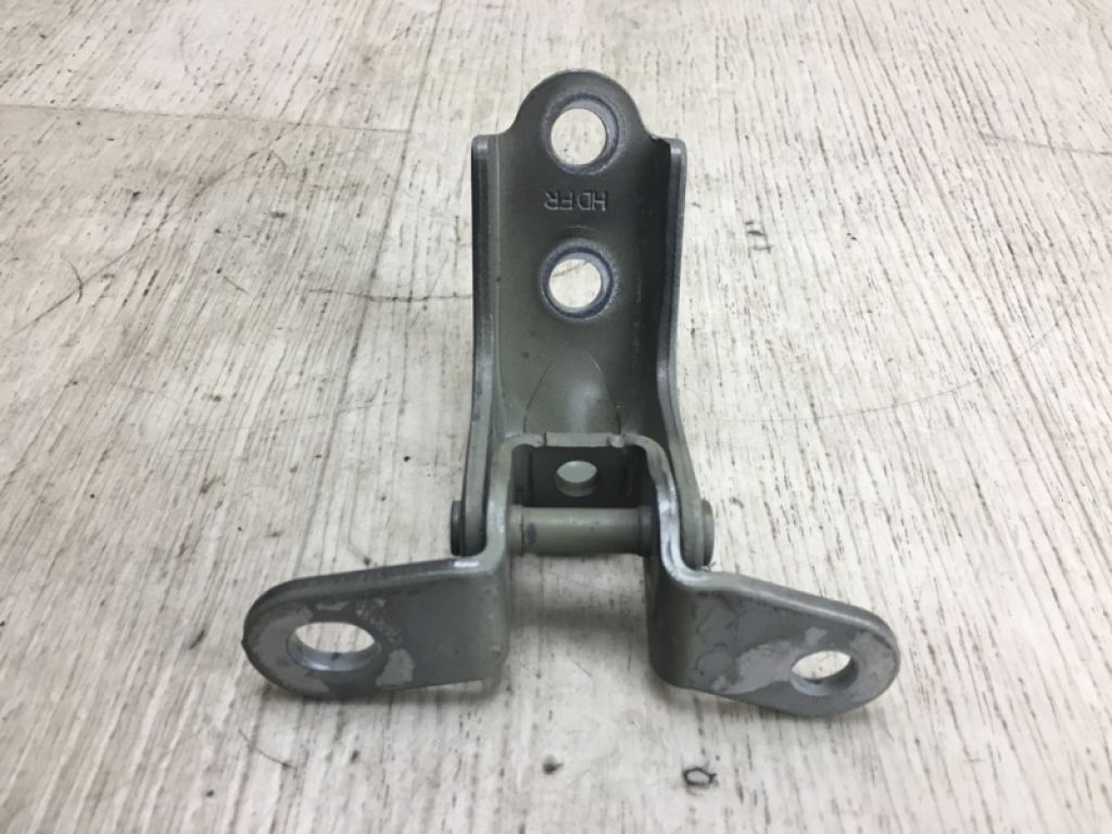 793202H000 | Петля двері нижня передн. прав. KIA FORTE/CERATO TD 08-13 - Фото 3