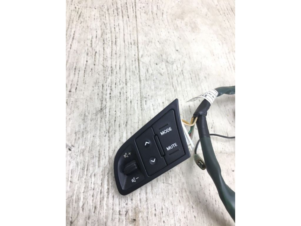 96700-2K000 | Кнопки на руль KIA FORTE/CERATO TD 08-13 - Фото 2