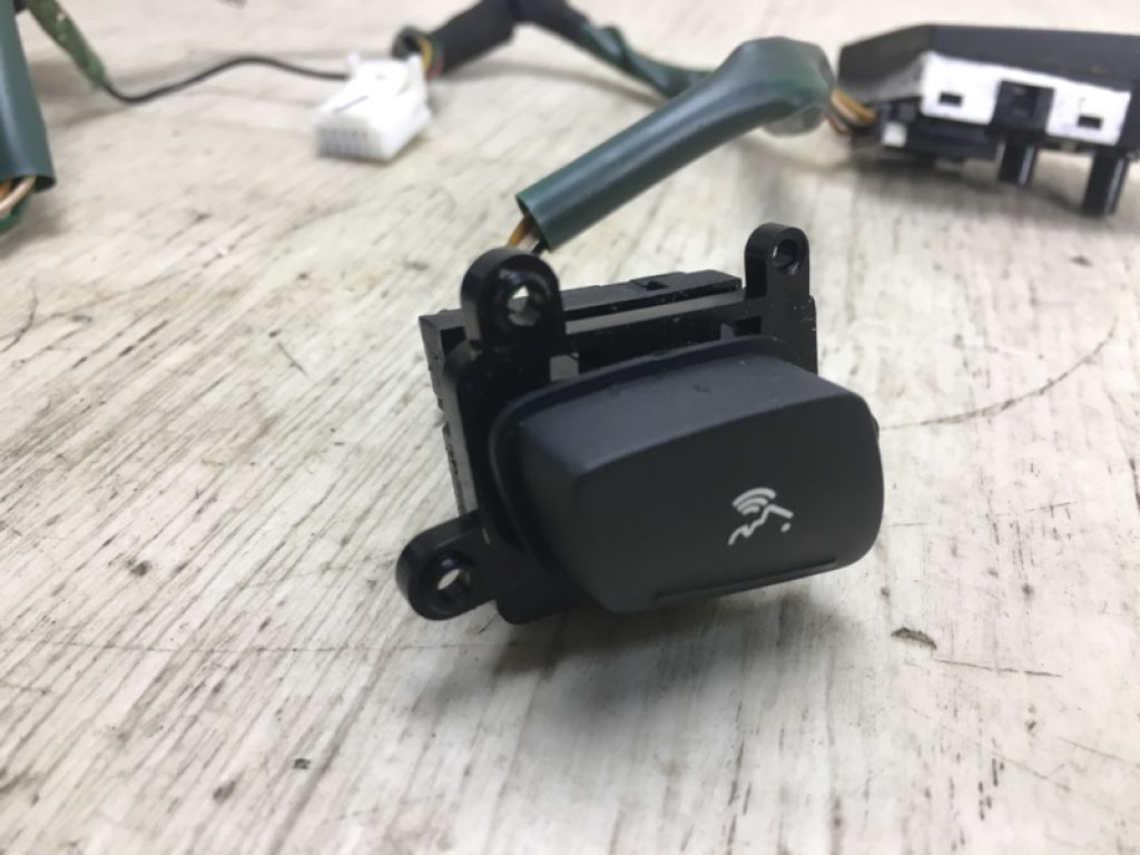 96700-2K000 | Кнопки на руль KIA FORTE/CERATO TD 08-13 - Фото 4