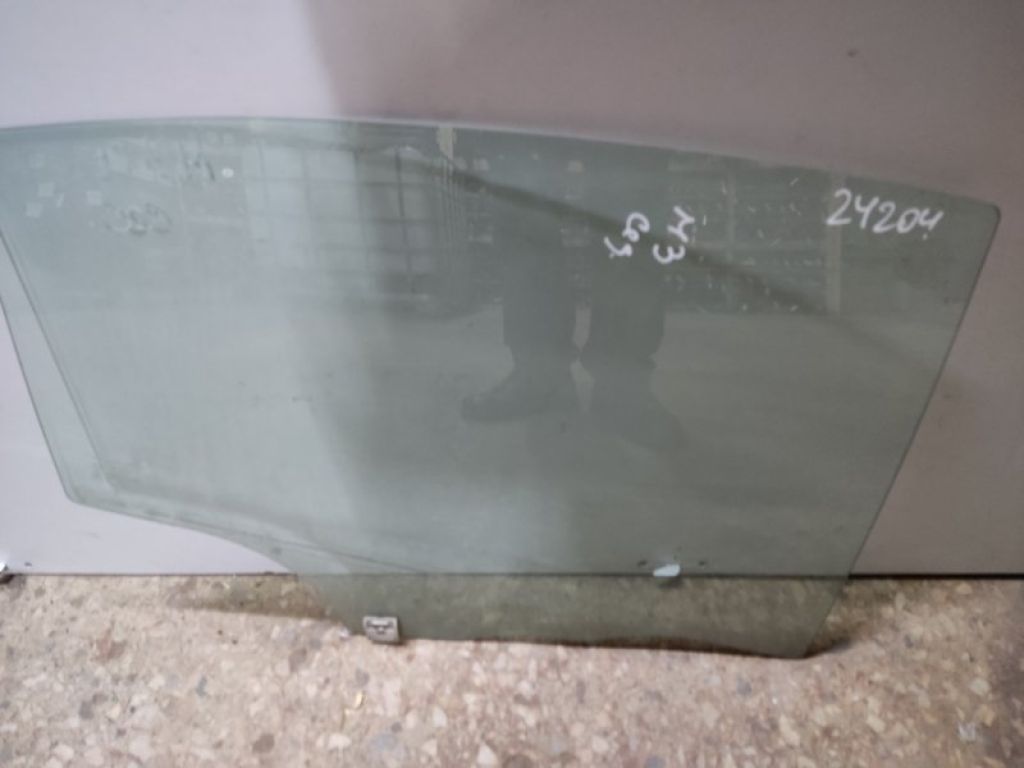 BAN6-72-511 | Скло дверей задн. прав. MAZDA 3 BK 03-08
