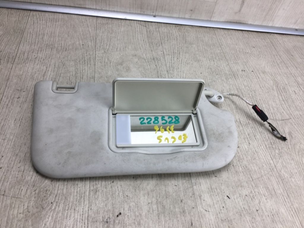 DM5Z-5804104-EC | Козирок сонцезахисний прав. FORD FOCUS 10-18