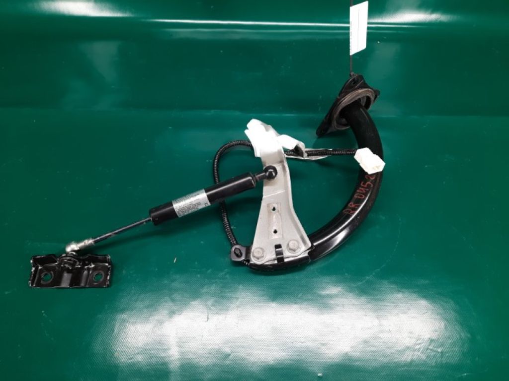 68613-SJA-A00 | Петля кришки багажника прав. ACURA RL 05-12