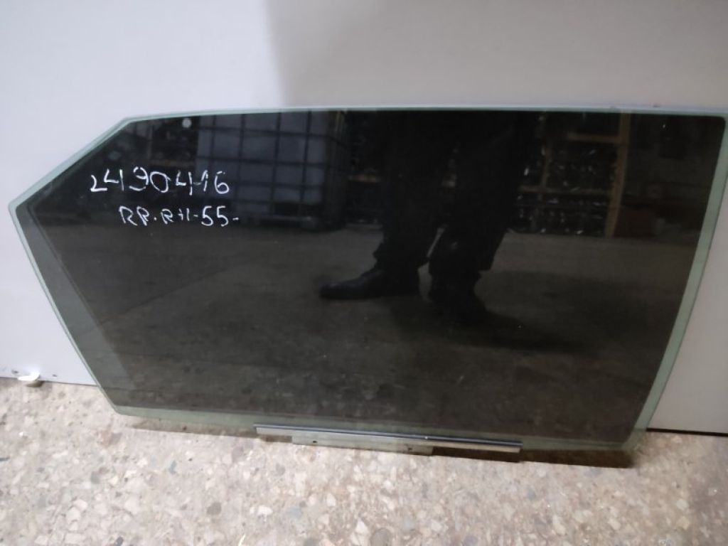 68103-06260 | Скло дверей задн. прав. TOYOTA CAMRY 55 14-17