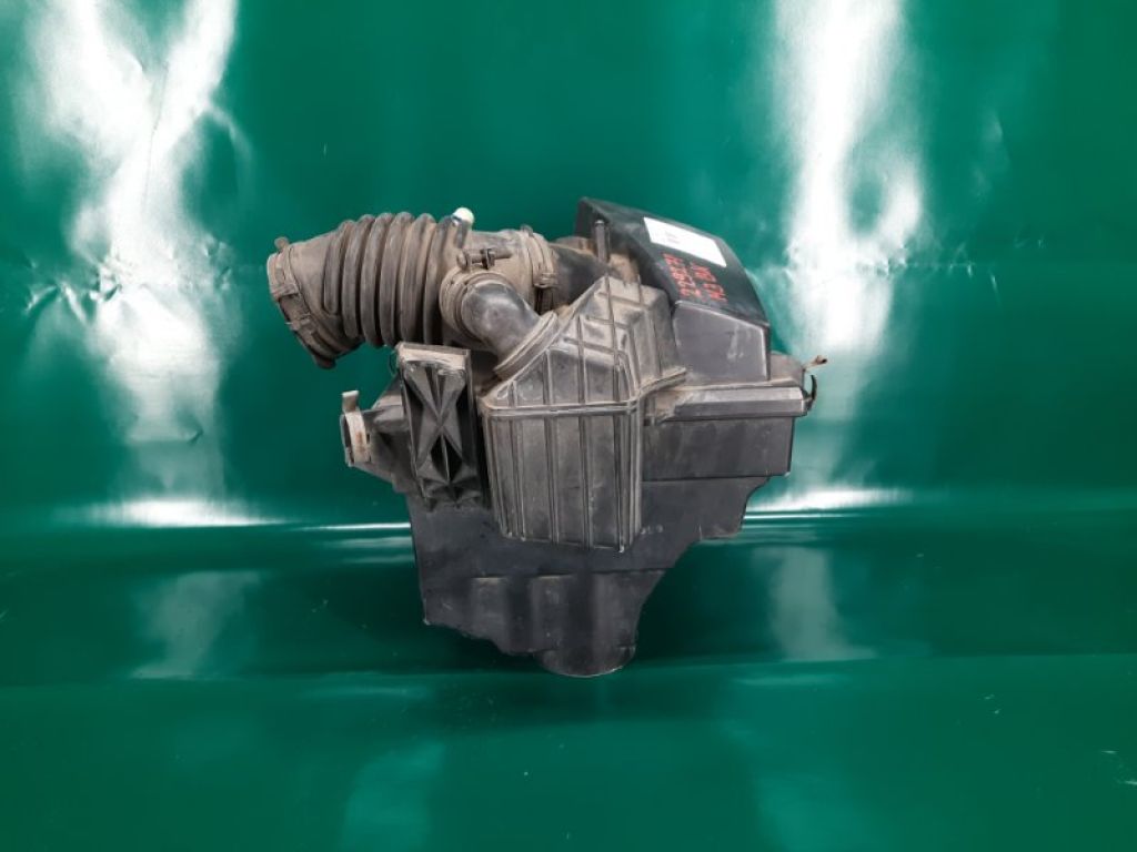 LF50-13-320B | Корпус повітряного фільтра MAZDA 3 BK 03-08 - Фото 5