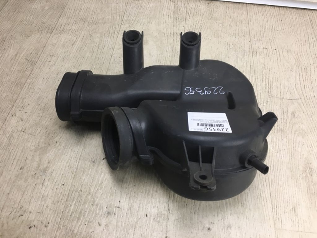 68045129AE | Резонатор повітряного фільтра DODGE JOURNEY 08-20 - Фото 3