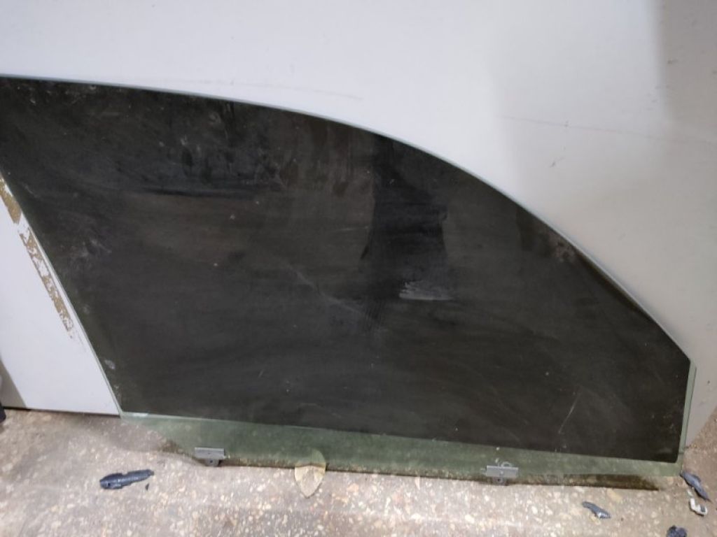 68102-60351 | Скло дверей передн. лів. LEXUS GX470 02-09 - Фото 3