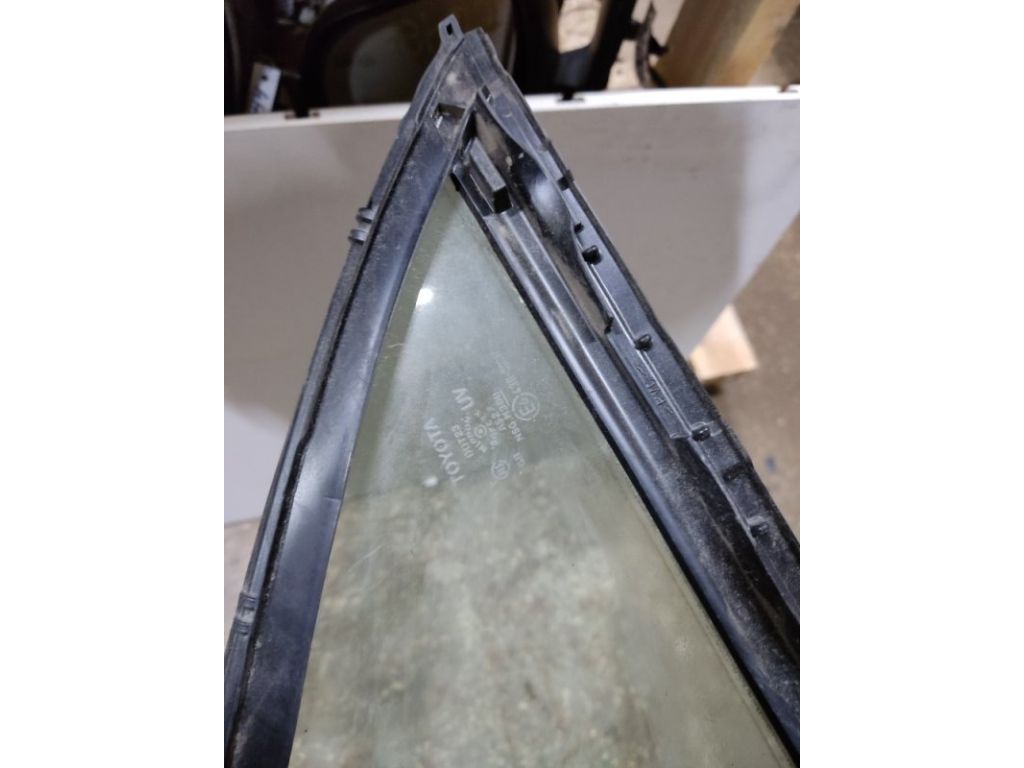 68123-33060 | Стекло двери глухое задн. прав. TOYOTA CAMRY 40 06-11 - Фото 2