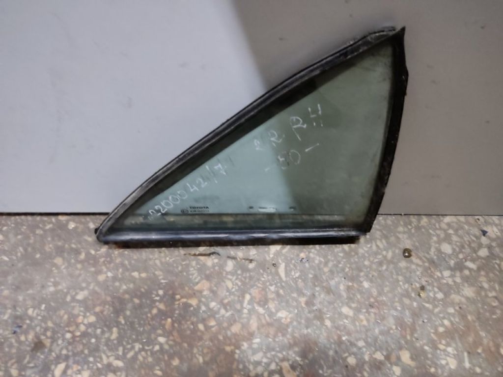 68123-06130 | Скло дверей глухе задн. прав. TOYOTA CAMRY 50 12-15