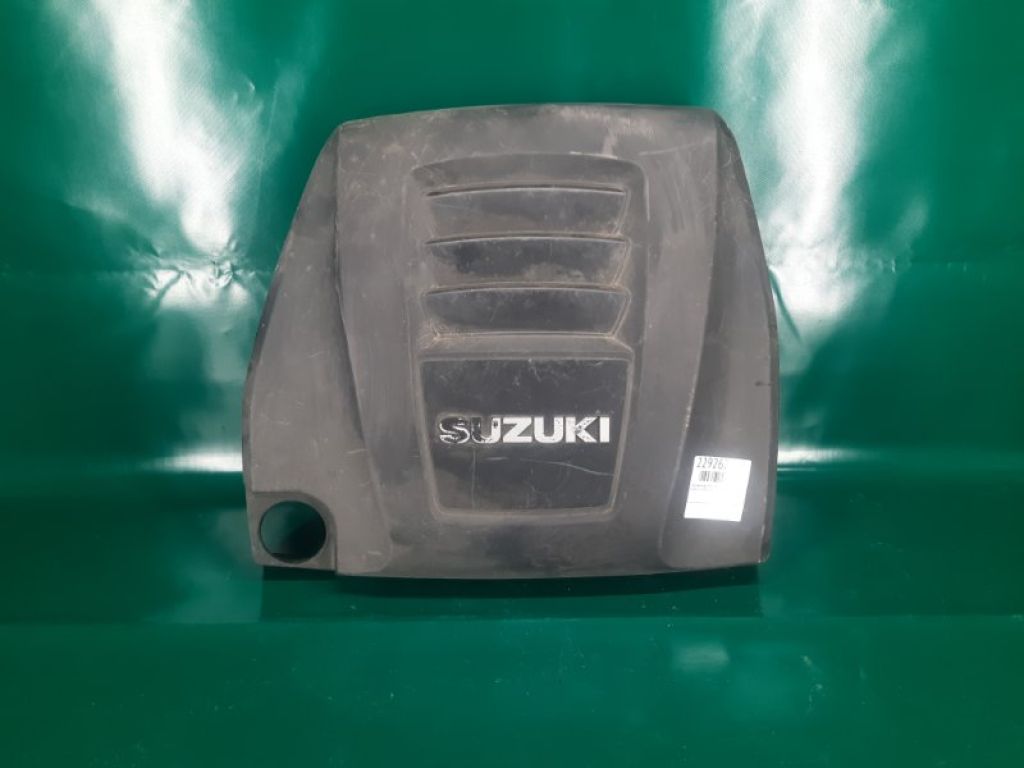 13170-57L00 | Накладка двигуна декоративна SUZUKI KIZASHI 09-14