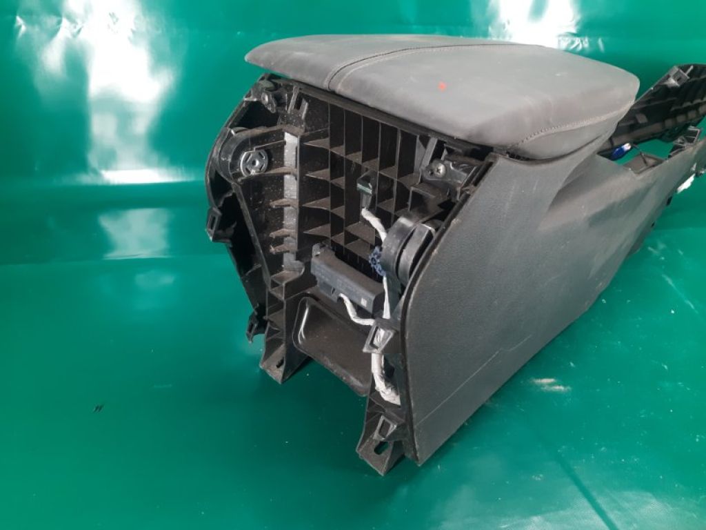 83414-TZ3-A01ZC | Підлокітник ACURA TLX 14-17 - Фото 9