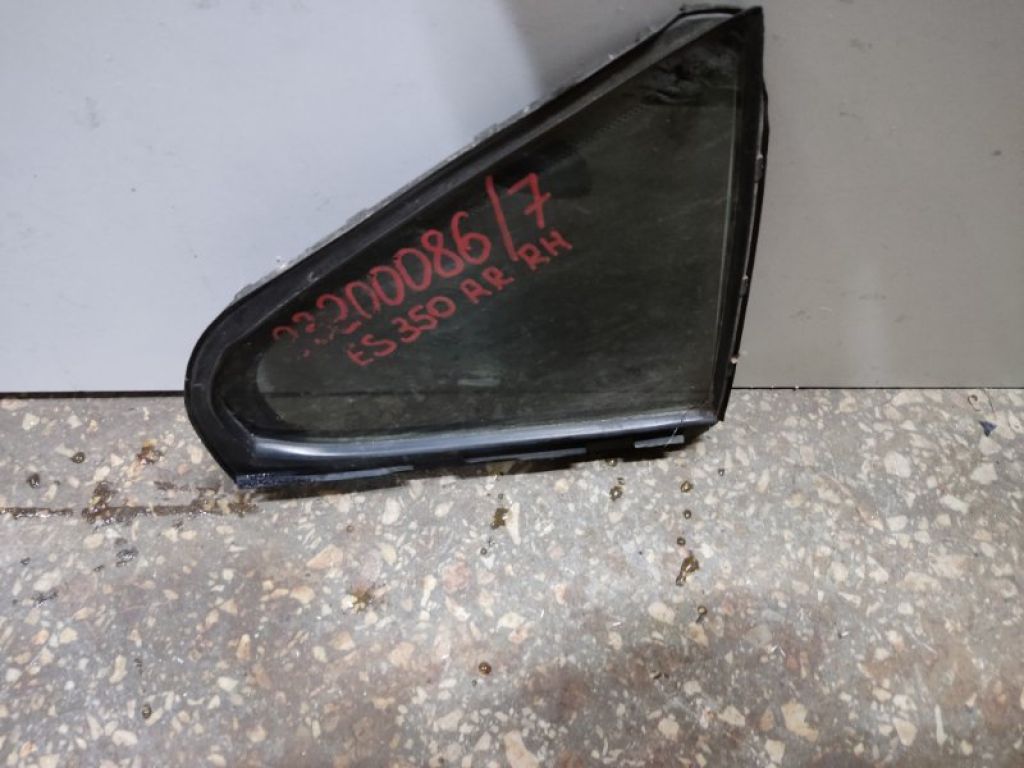 68123-33070 | Скло дверей глухе задн. прав. LEXUS ES350 06-12